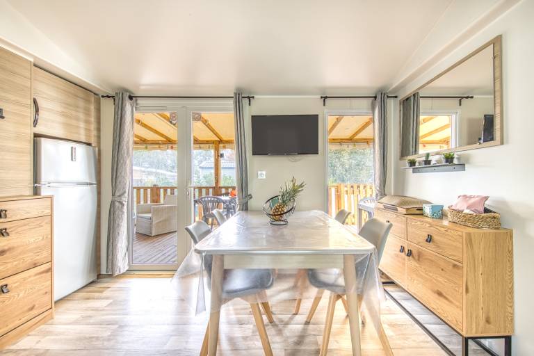 Amira Mobile Home 42m² with Sea View and Air Conditioning — photo 2