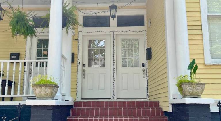 House with barbeque | Pet-friendly in Savannah, GA
