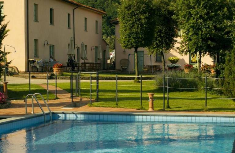 Casa a Monte A Pescia con piscina, idromassaggio e barbecue