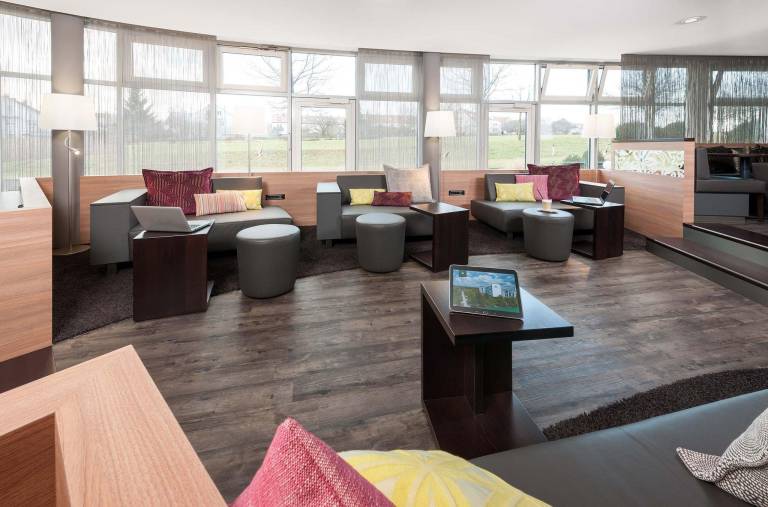 SI-SUITES — photo 3