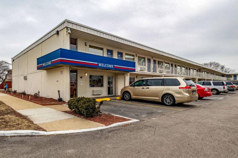 Motel 6 Joliet IL I 80