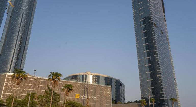 Luxury 3BR-M Oasis -Sunlit Family Retreat — photo 4