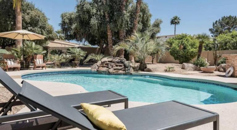 Grand Palms - Luxury Scottsdale Estate w Pool in Scottsdale, AZ