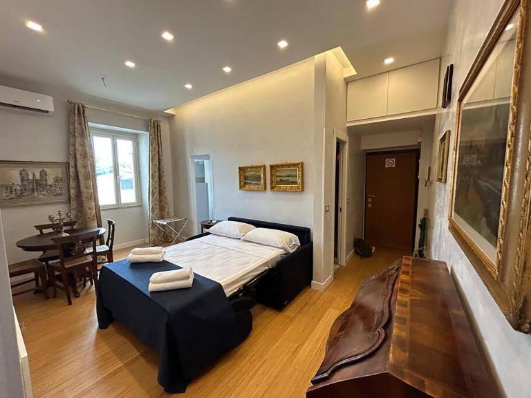 Manzoni Blue House by Ghor