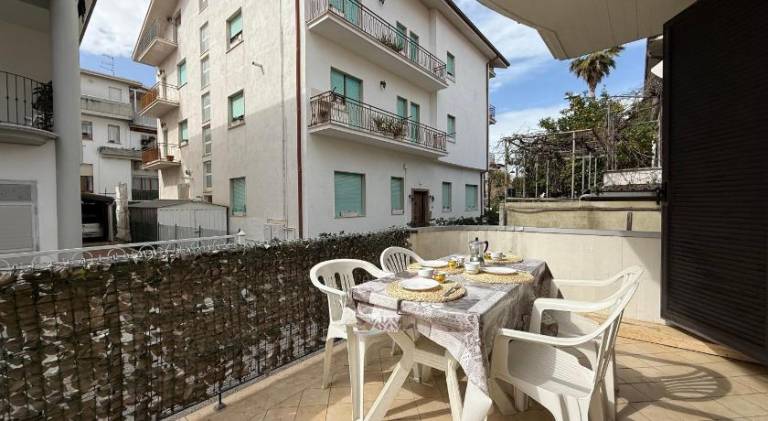 Charming rental apartment with terrace & garden | Beach nearby | Pets are welcome — photo 3