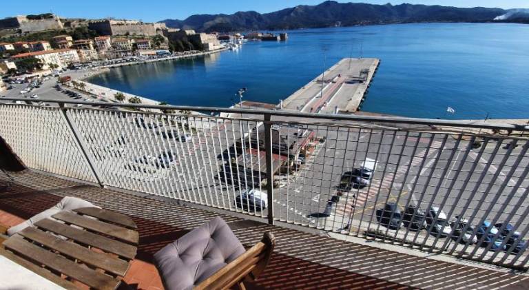 Rental apartment with terrace — photo 4