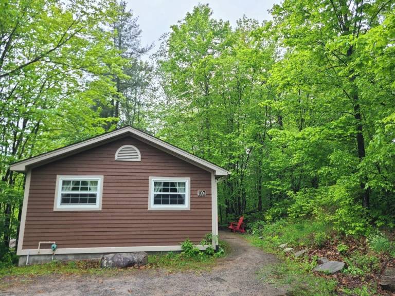 Cottage  Huntsville