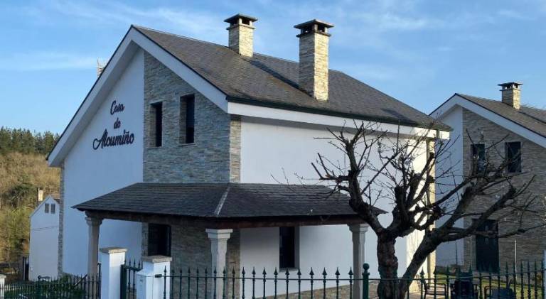 Pleasant house with yard & terrace | Pets allowed in Lugo
