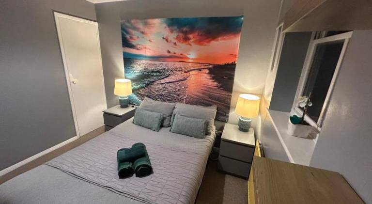 Children-friendly vacation home with yard & terrace | Close to Brighton Palace Pier | Beach nearby | Good for workation | Pets are welcome — photo 2