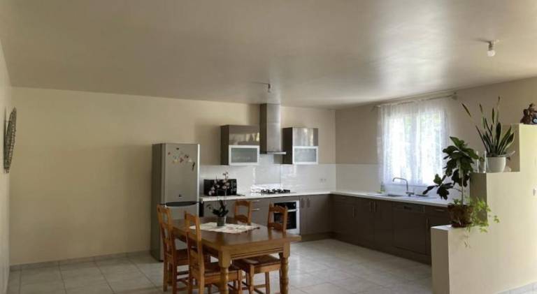 Vacation home with hot tub | Pets allowed — photo 2