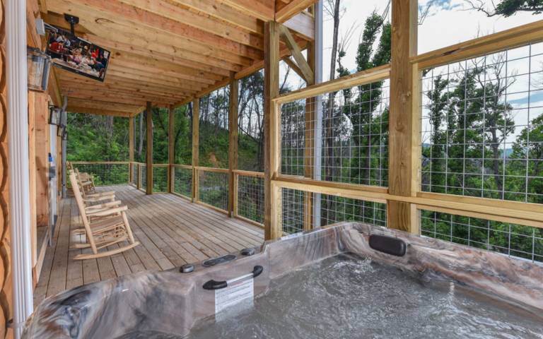 Cabin with jacuzzi | Mountain view — photo 4