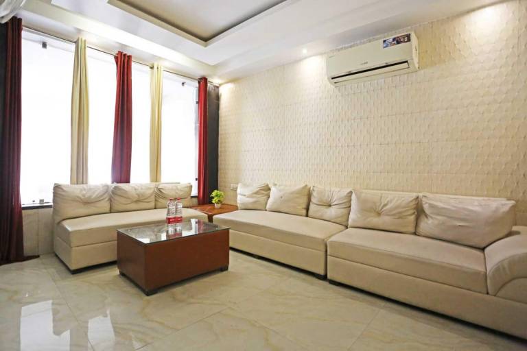 Hotel Iconic Suite - Near Delhi Airport — photo 2