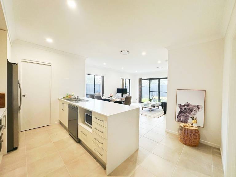 House  Rooty Hill
