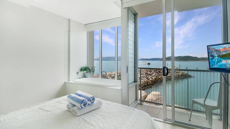 House Magnetic Island