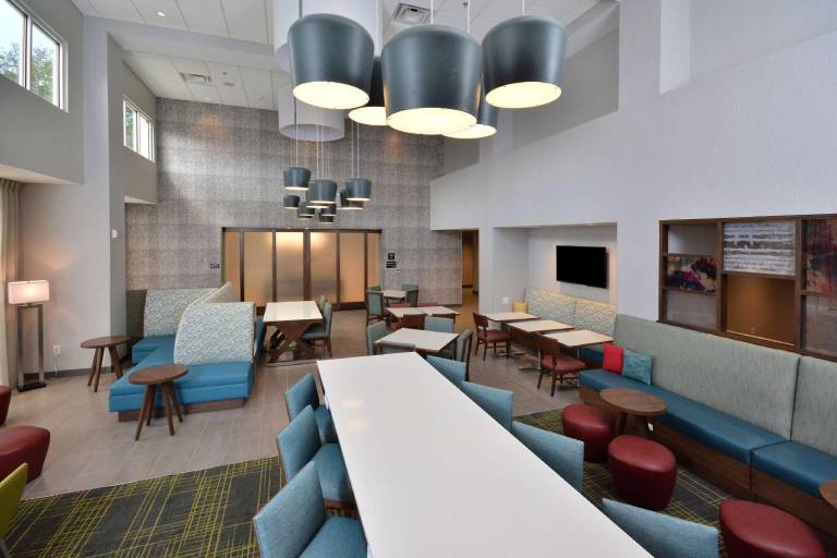 Hampton Inn & Suites by Hilton Charlotte North I 485 — photo 2