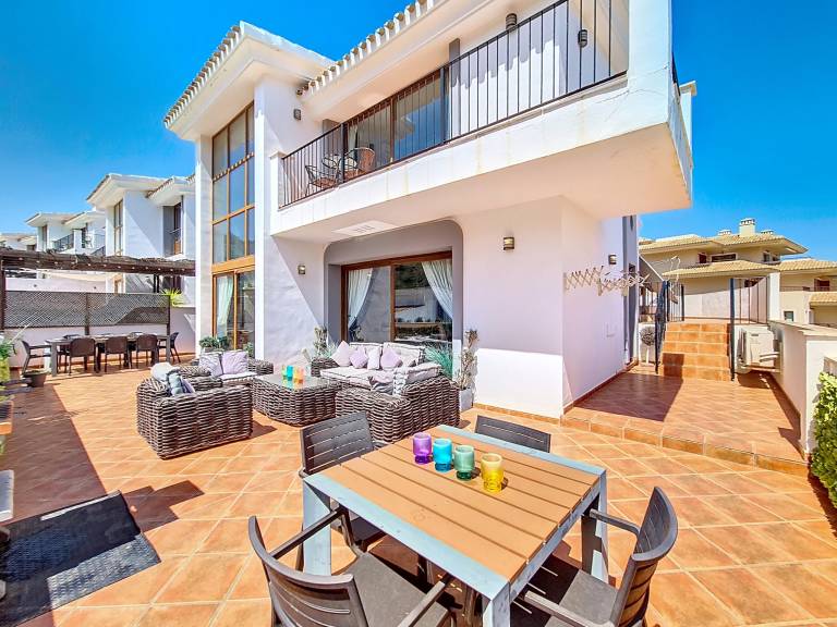 Villa Los Nietos
