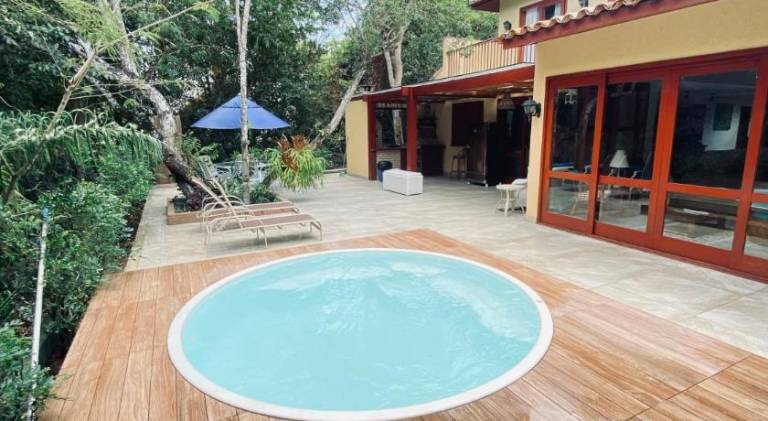 House with pool & hot tub in Búzios