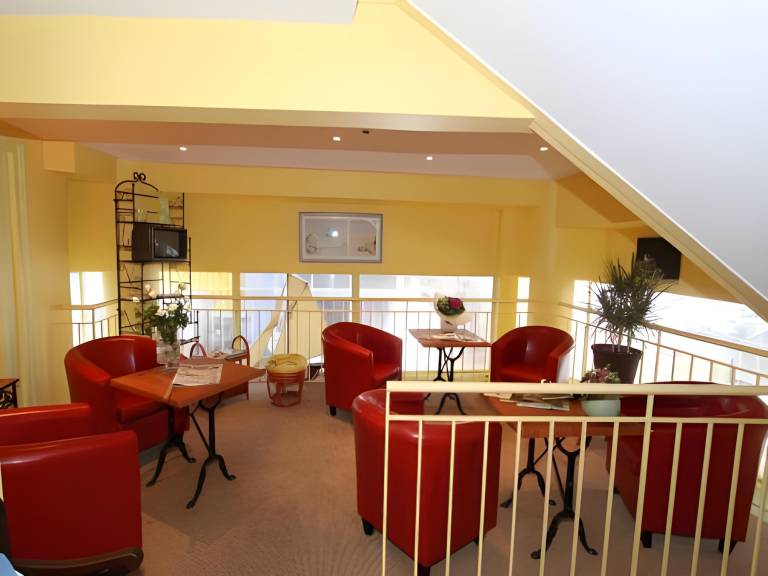 Brit Hotel Hermitage — photo 4