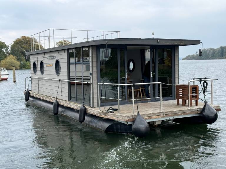 Houseboat  Schwerin