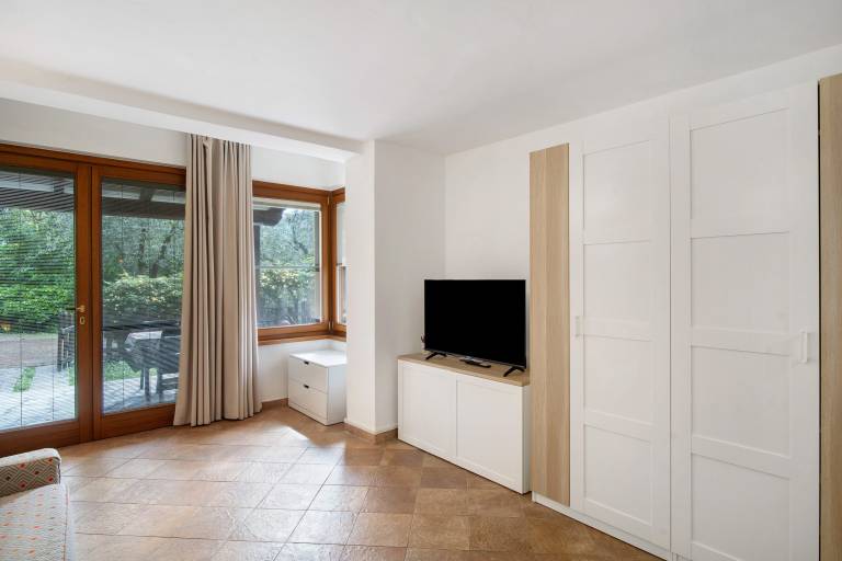 Chalet Salvia Apartment with Mountain View, Shared Seasonal Pool and Wi-Fi — photo 5