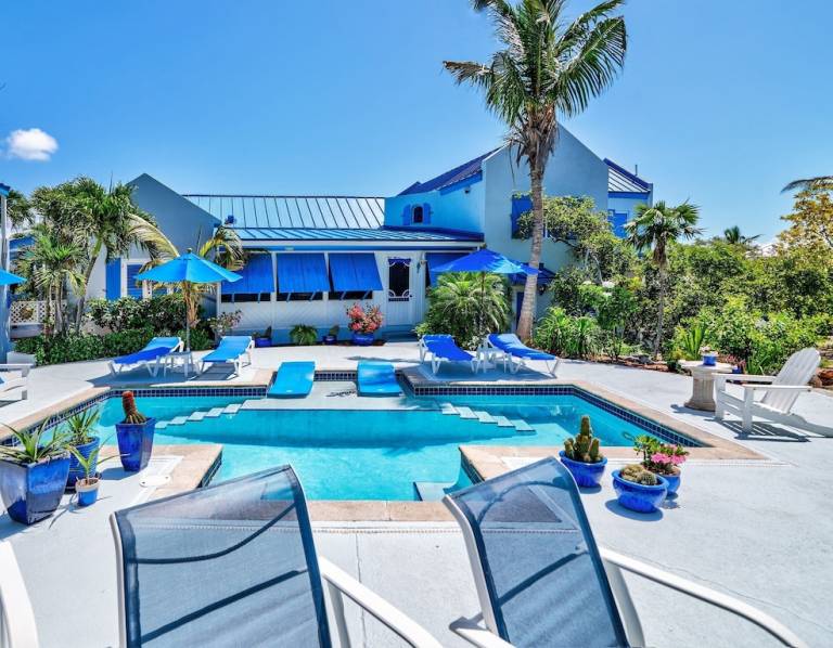 Villa The Bight Settlement