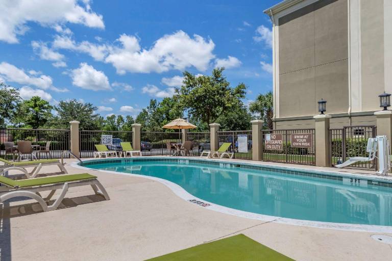 Comfort Suites Myrtle Beach Central — photo 4