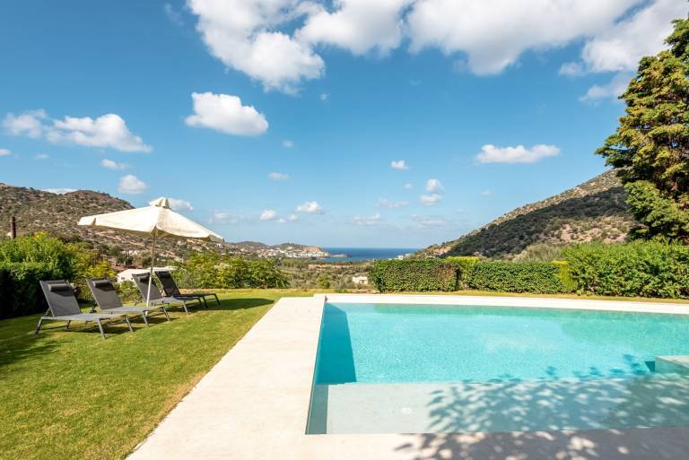 Βίλα Paralia Mpali