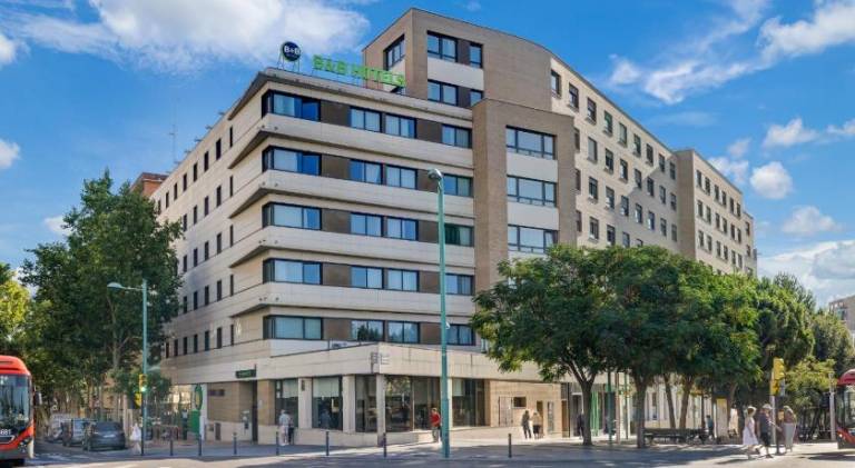 B&B HOTEL Zaragoza Centro — photo 4