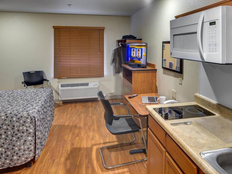 Extended Stay America Select Suites - Wichita - North — photo 5