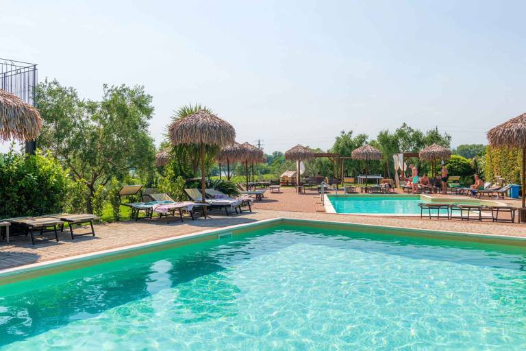 Family-friendly wonderful rental apartment with pool, garden & patio | Pets allowed — photo 3
