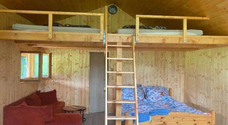 Charming lodge with grill, garden & terrace | Perfect for remote work | Dogs allowed — photo 2