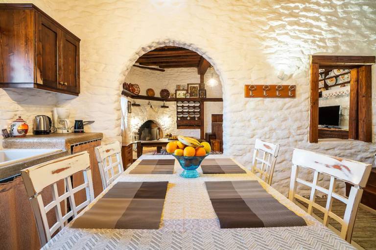 σπίτι  Έμπωνας