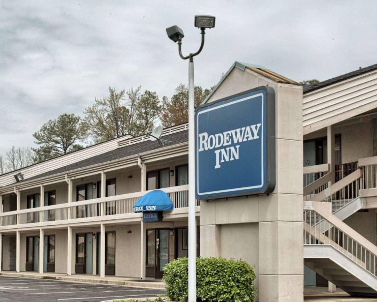 Rodeway Inn Richmond West End in Glen Allen, VA