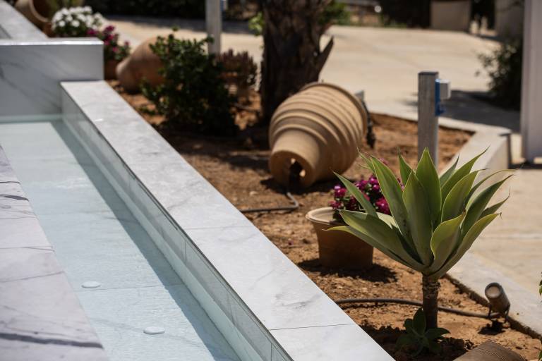 Villa with private pool, yard & BBQ — photo 3