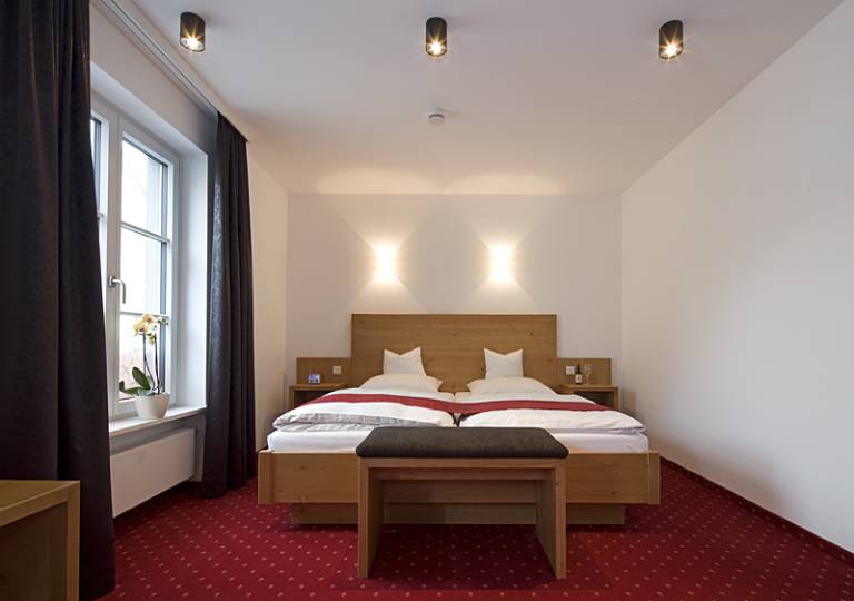  in Krumbach (Schwaben), Günzburg für max.  Gäste