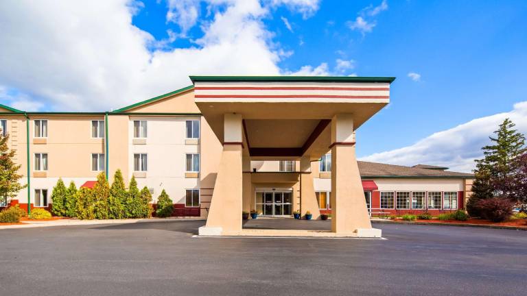 Comfort Inn & Suites Harrisburg Hershey North