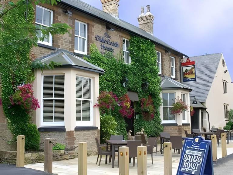 Olde Coach House