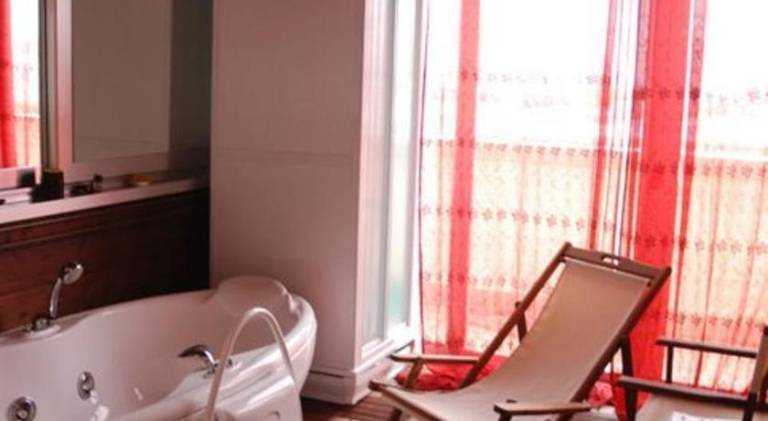Charming serviced apartment with garden & sauna | Close to the beach | Pet-friendly — photo 2