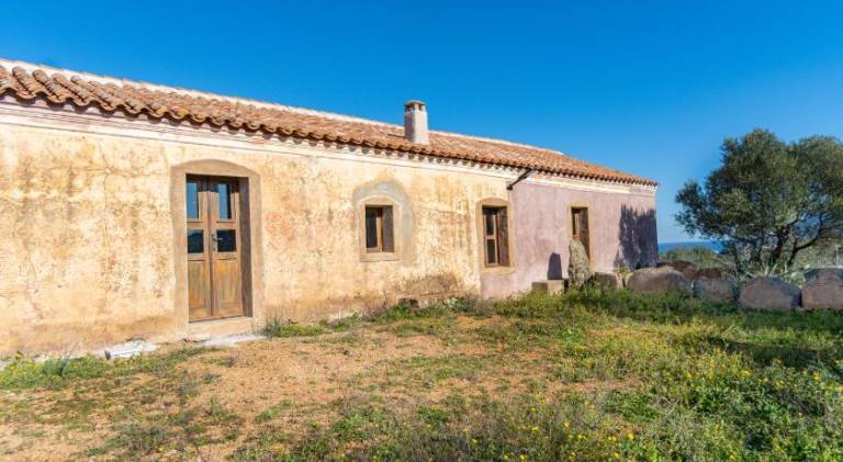 Holiday apartment with garden in Loiri Porto San Paolo