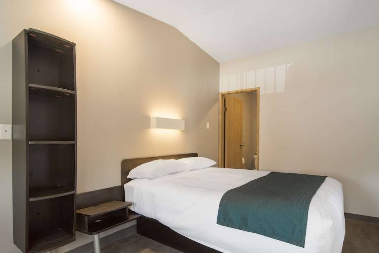 Motel  Sidney