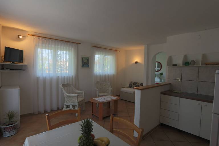 Charming rental apartment with terrace & BBQ | Garden view | Pets allowed — photo 4