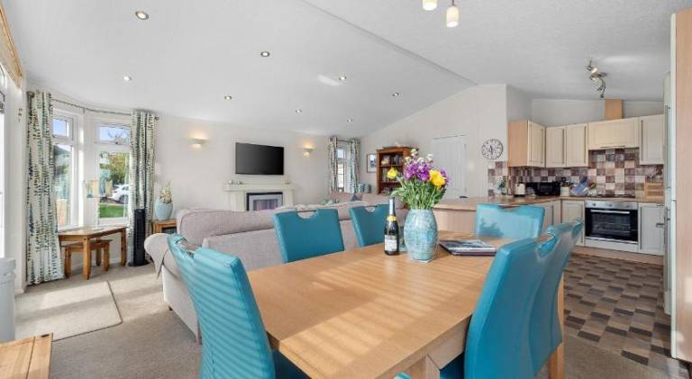 Apartment with 2 rooms for 6 persons — photo 3