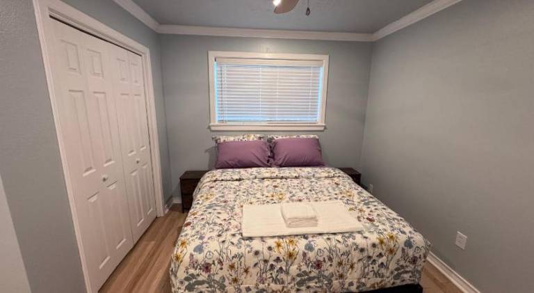 Comfortable Room for Female Travelers Only