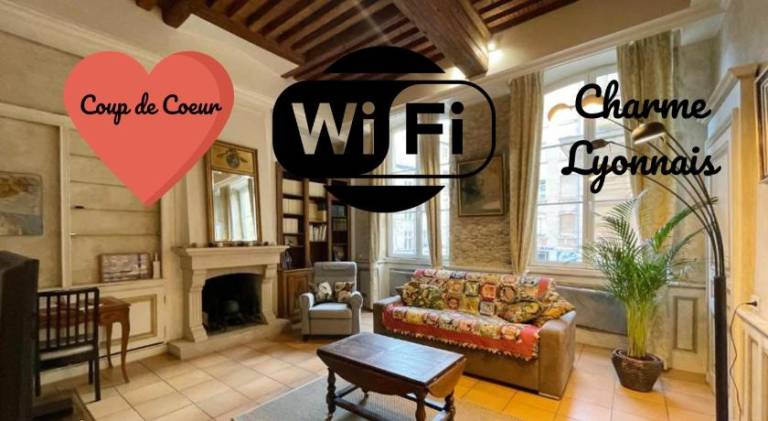 Coeur Vieux Lyon, 60 M2 lumineux tout confort in Lyon