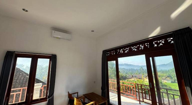 Merta House Sidemen — photo 4