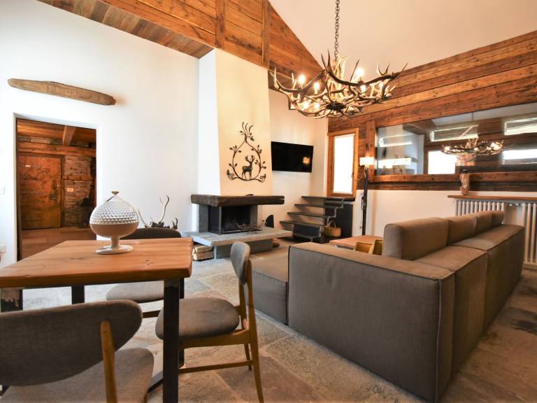 Family-oriented lovely house with garden, jacuzzi & patio | Mountain view | Ski nearby | Dogs allowed — photo 3