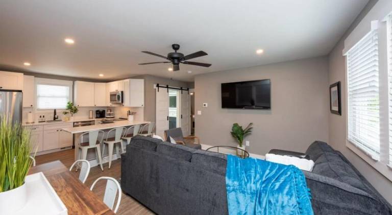 Brand New 2 bedroom close to OC Beach & Downtown — photo 3