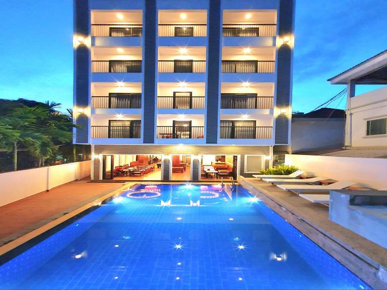 Darling Pub Hostel in Siem Reap