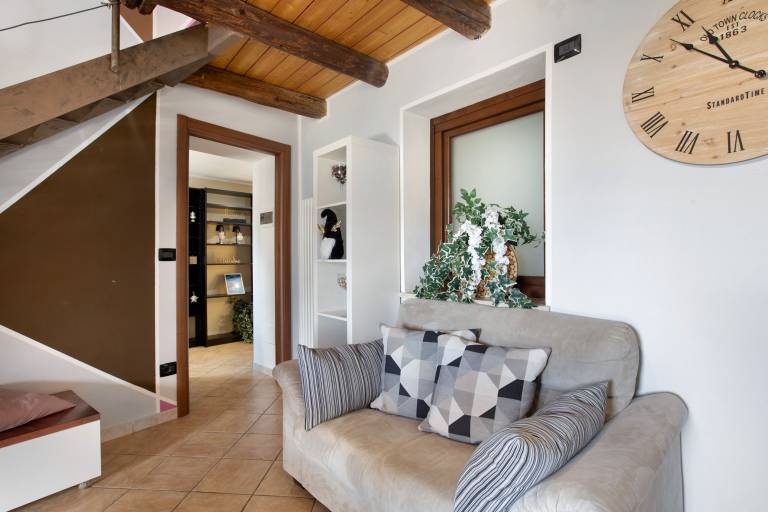 Apartment 'Maison Bebe Mont Emilius' with Mountain View, Private Terrace and Wi-Fi — photo 5