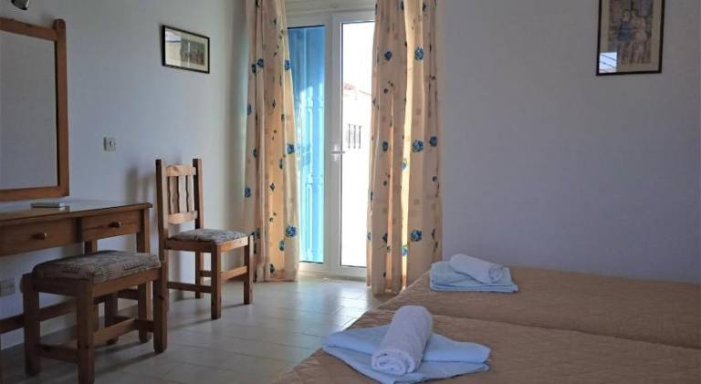Serviced apartment with patio | Beach nearby | Pets are welcome — photo 5